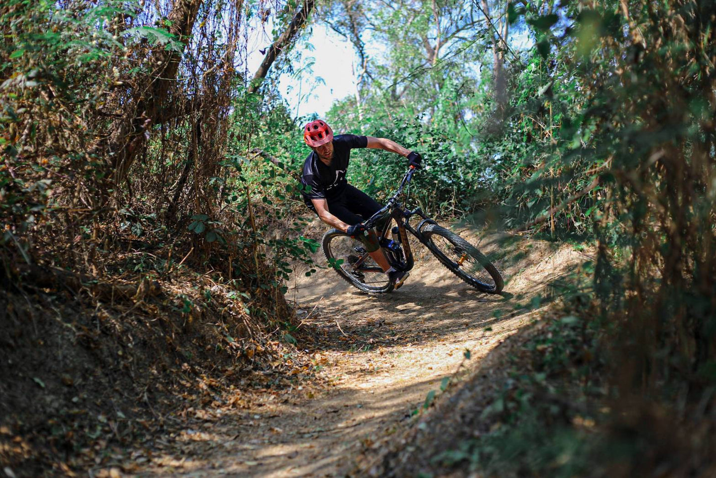 Premium MTB Jersey: Recce Classic Black Short Sleeve - Shop Now!